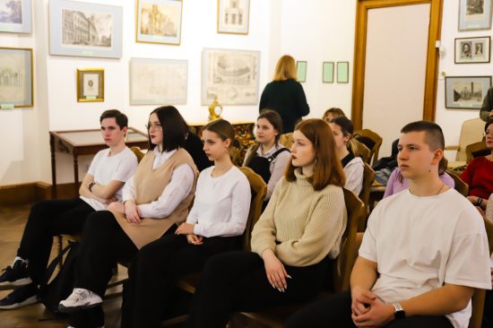 Интегрированный музейный урок состоялся в Воронцовском дворце